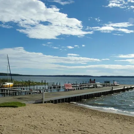 Apartment Hafenflair On Lake Plauer